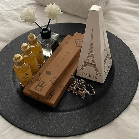 Poetic Paris - Cozy Apartment In Paris 2Nd エクステリア 写真